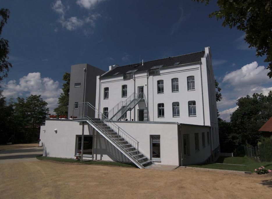 Hotel Zwischen Den Seen 바렌 외부 사진